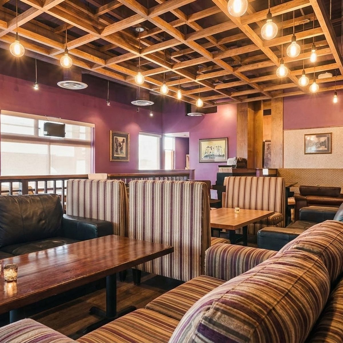 A Lounge Worth Lingering In