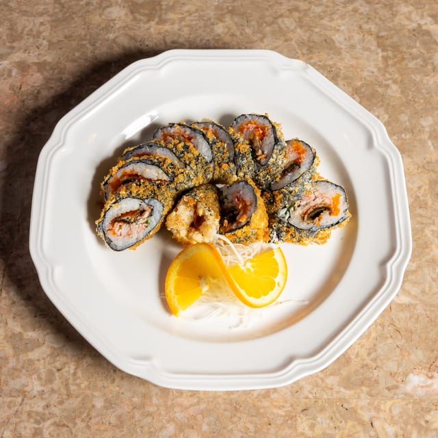 Crunchy Krab Roll.